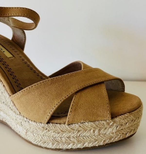 Sandale talon compensé bandes croisées IBIZA – Image 3